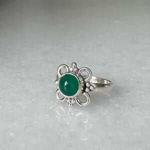 NWOT Sundance Clover Ring, Green Onyx, Sterling Silver